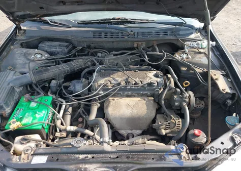 2002 Honda Accord Ex/Se z USA, uszkodzony, nr VIN 1HGCG66842A120181